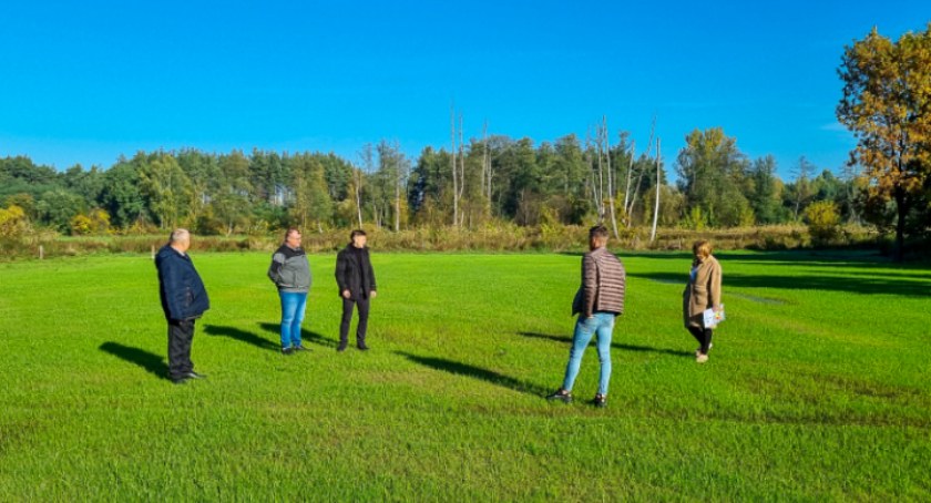 W Sośnince powstaje boisko sportowe