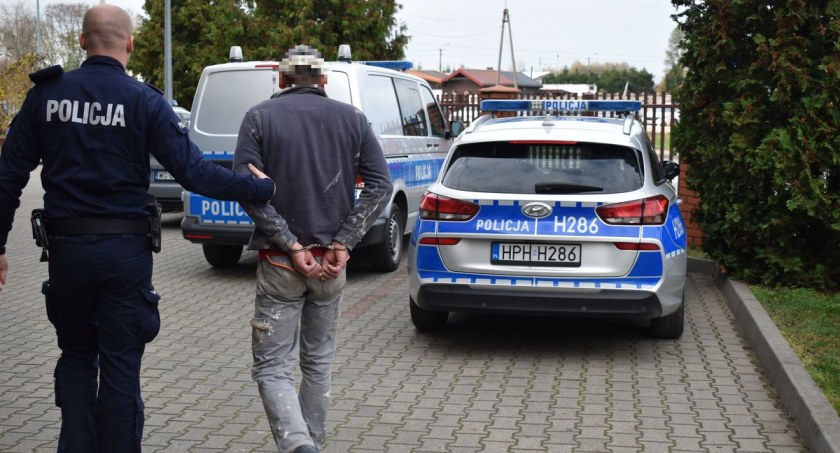 38-latek był poszukiwany 3 listami gończymi