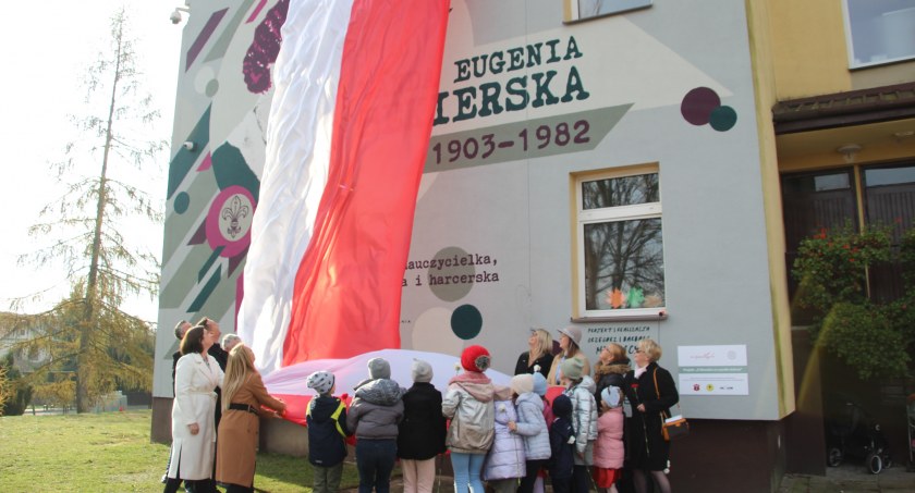 Mural poświęcony Wandzie Bekierskiej oficjalnie odsłonięty