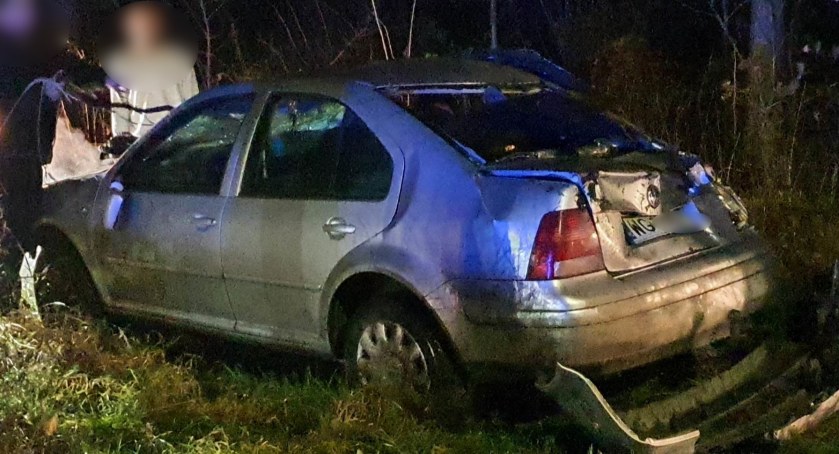 Kierowca volkswagena wjechał do rowu – Odpowie za przestępstwo