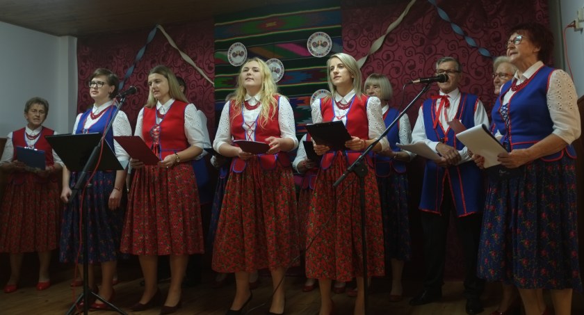 Gospodynie z Trojanowa mają nowe stroje