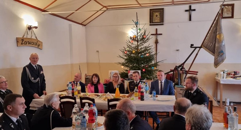 Jubileusz nadania sztandaru i wigilia strażacka w OSP Garwolin-Zawady