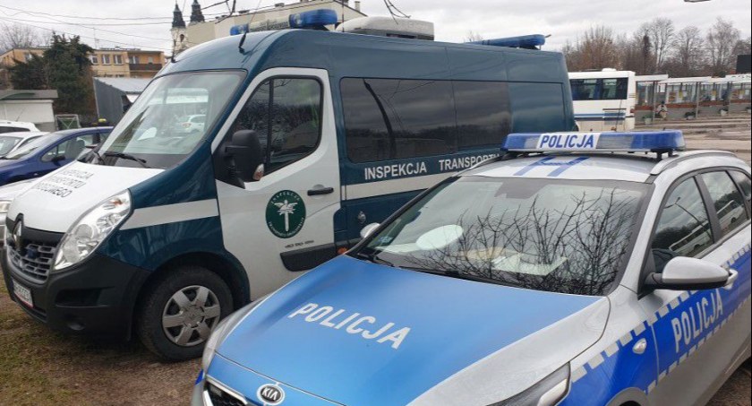 Patrole Inspekcji Transportu Drogowego i policji na drogach powiatu