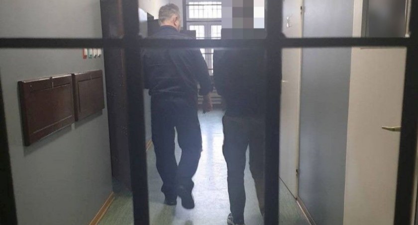 4-osobowy gang w rękach policji. Młodzi mężczyźni kradli materiały budowlane