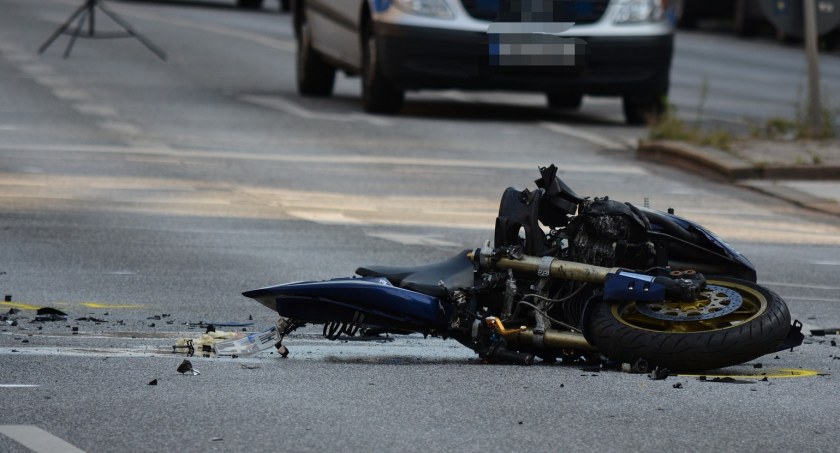 Tragiczna śmierć motocyklisty - Pojazd spłonął 