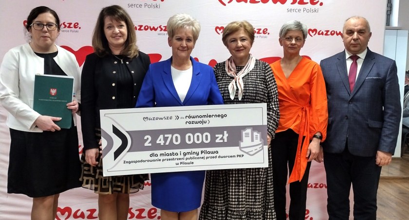Będzie nawet fontanna! Zagospodarują przestrzeń przed dworcem PKP w Pilawie