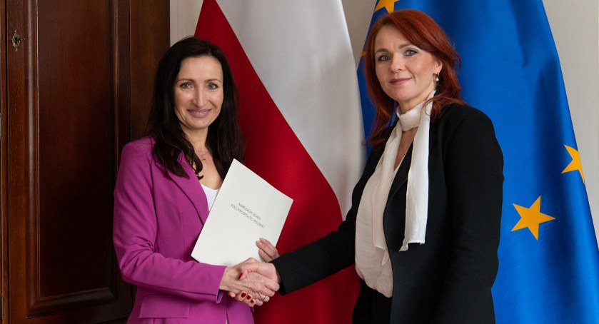 Iwona Kurowska przyjmuje mandat posła – Ślubowanie po świętach