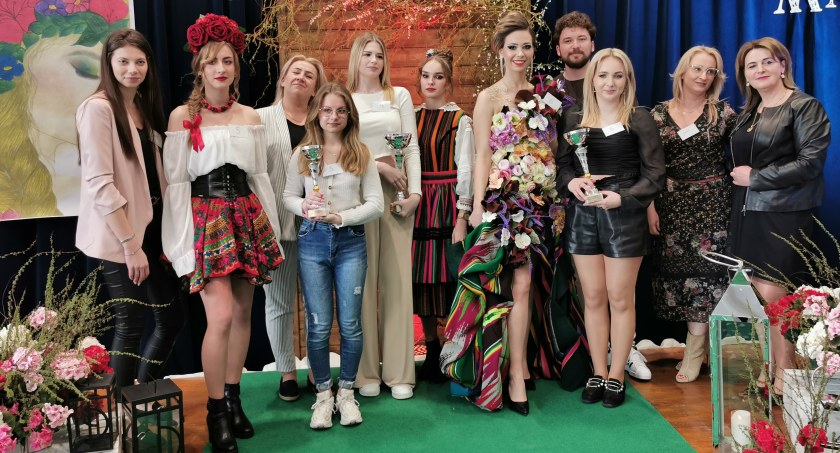 Zachwycające fryzury i piękne kreacje – IV Ogólnopolski Konkurs Mody Fryzjerskiej za nami 