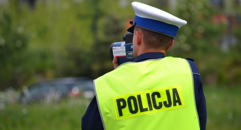  26-latek pędził 124km/h przez miejscowość