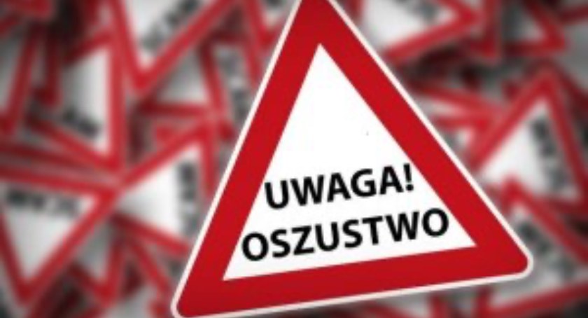Stracili pieniądze, ponieważ kliknęli w fałszywe linki przesłane przez oszustów