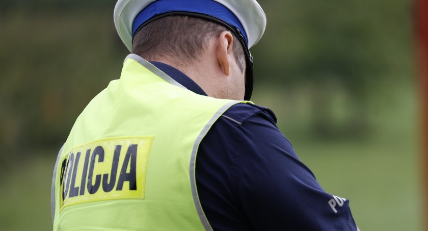 Utrata prawa jazdy, 2 tys. zł mandatu i punkty karne. To konsekwencje przekroczenia prędkości o 68 km/h