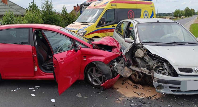 Wypadek – Pasażerka trafiła śmigłowcem do szpitala