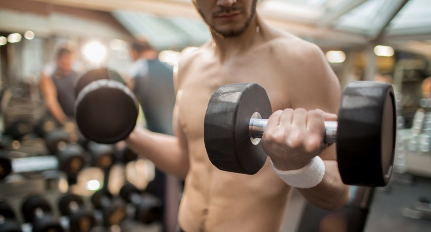 Jakie odżywki i suplementy diety dla sportowców? Co sportowiec może wybrać będąc w sklepie z suplementami?