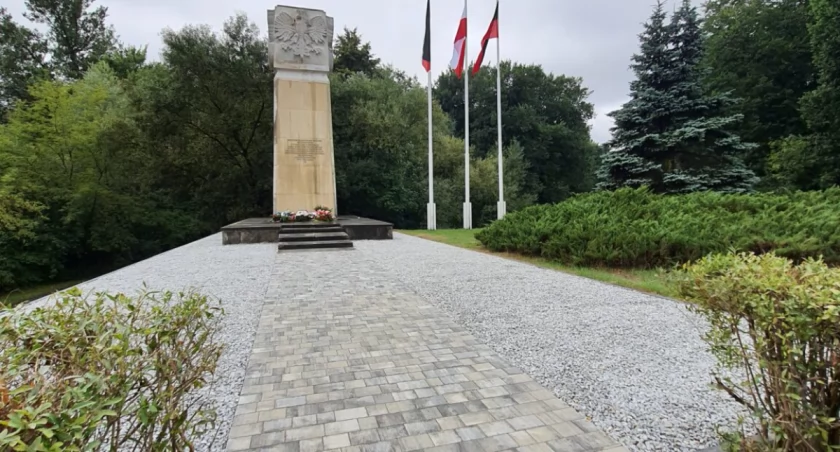 Pomnik Sapera ma nowe otoczenie