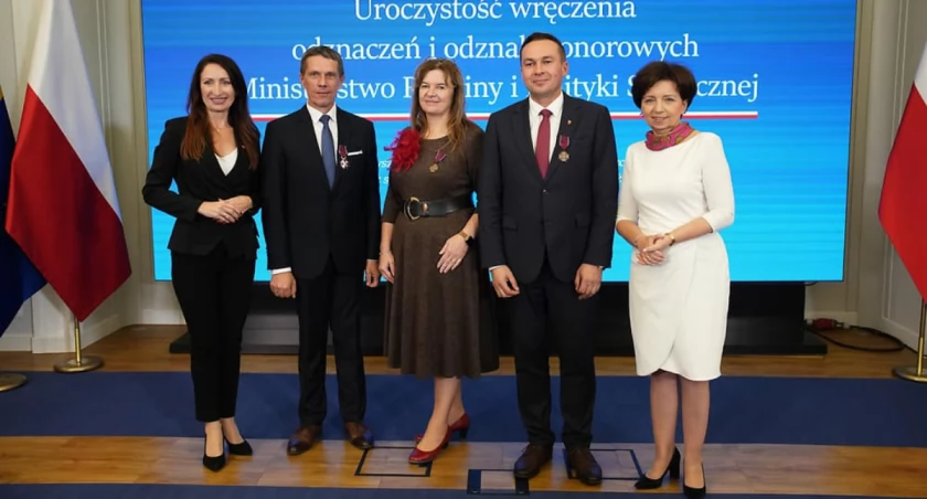 Jaroń, Laskowska i Kwiatkowski z odznaczeniami