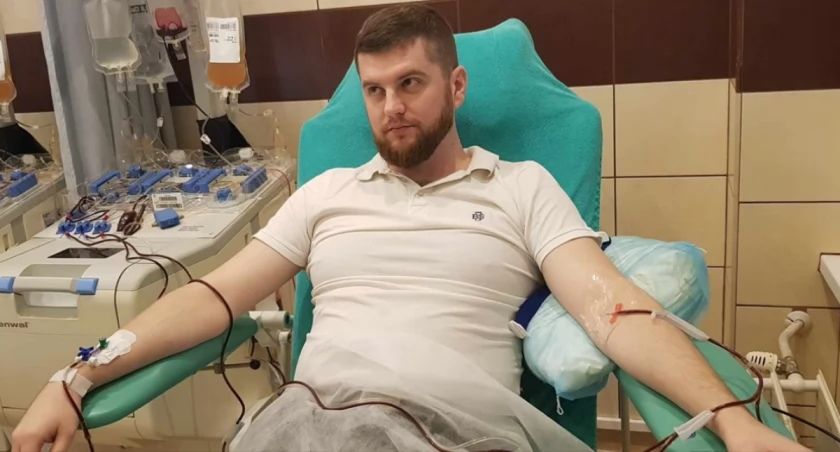 Bohaterski czyn Michała! 35-latek ratuje życie pacjentki z USA!