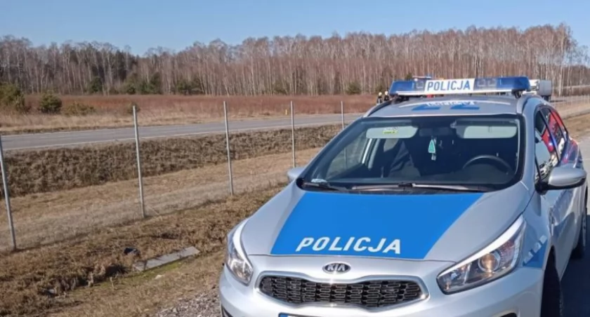 Śmierć na S17 – Wysiadł z auta i zginął potrącony przez autobus