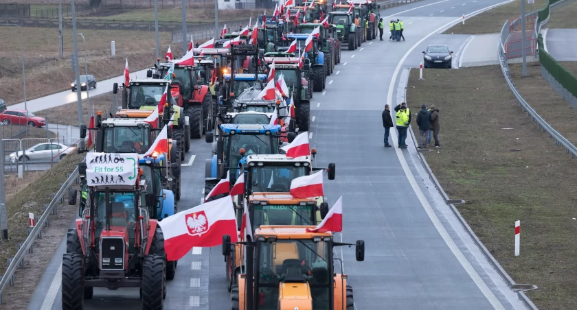 Protestują rolnicy, transportowcy i myśliwi. Trasa S17 będzie zablokowana do piątku