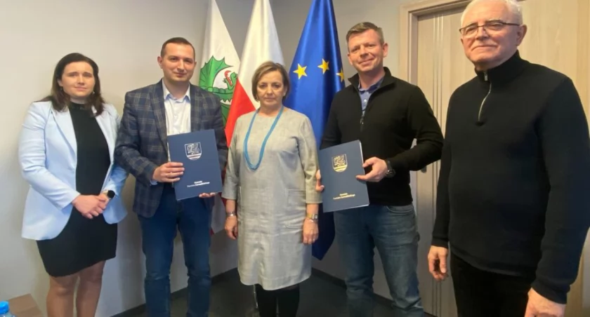 Prawie 3 mln zł za remont hali basenowej