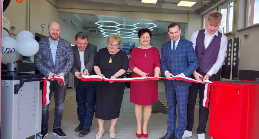 W Dwójce otworzyli nowoczesną pracownię