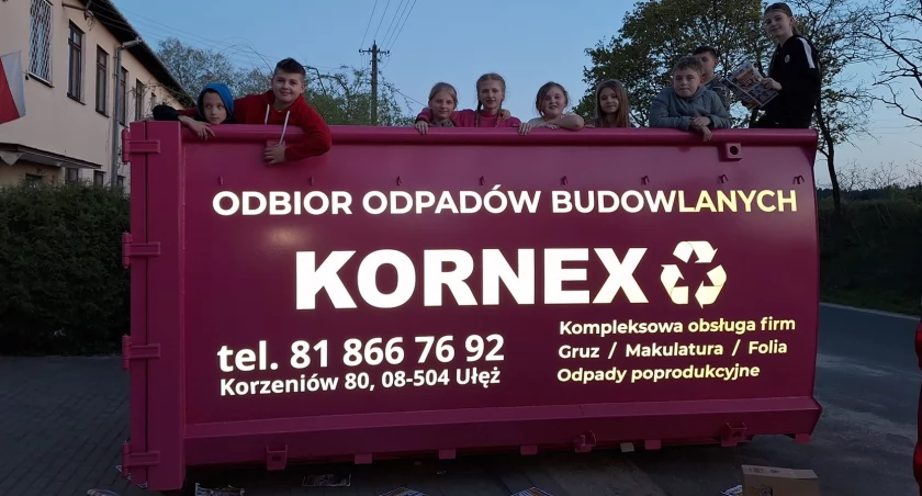 Młodzi druhowie zbierają na mundury