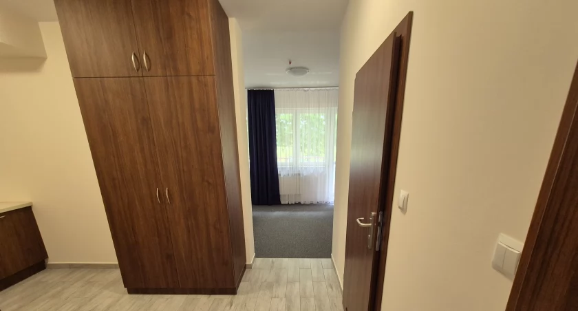 Nowe pokoje hotelowe w Miętnem