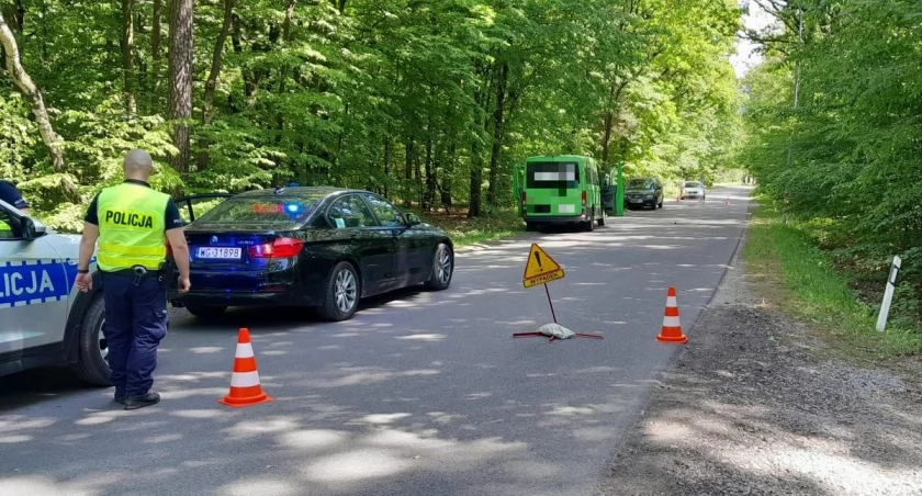Wypadek - ciężarówka potrąciła pieszego. Mężczyzna był reanimowany 
