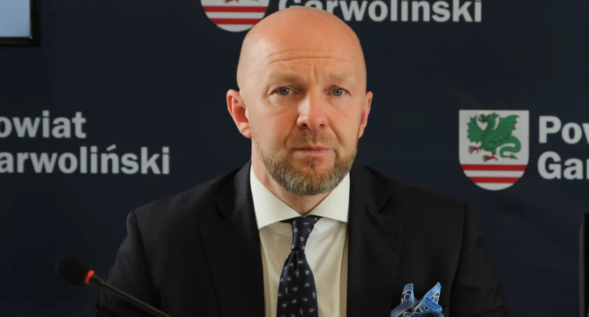Przewodniczący Wilbik w szczerym wywiadzie o koalicji z PiS, hejcie i pracy dla powiatu