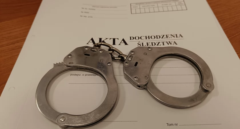 Nielegalny hazard, rozbój i cudze dokumenty – Trzy osoby zatrzymane 