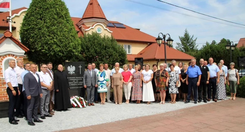 Poświęcili odnowiony pomnik