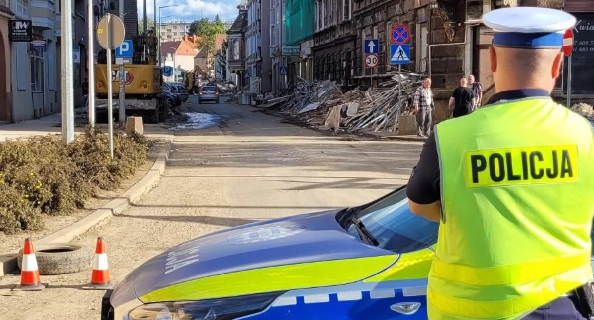 Nasi policjanci na terenach objętych powodzią – 