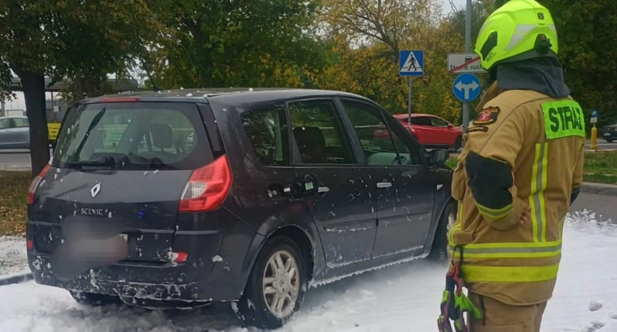 Akcja straży na Orlenie - Rozszczelnił się zbiornik gazu
