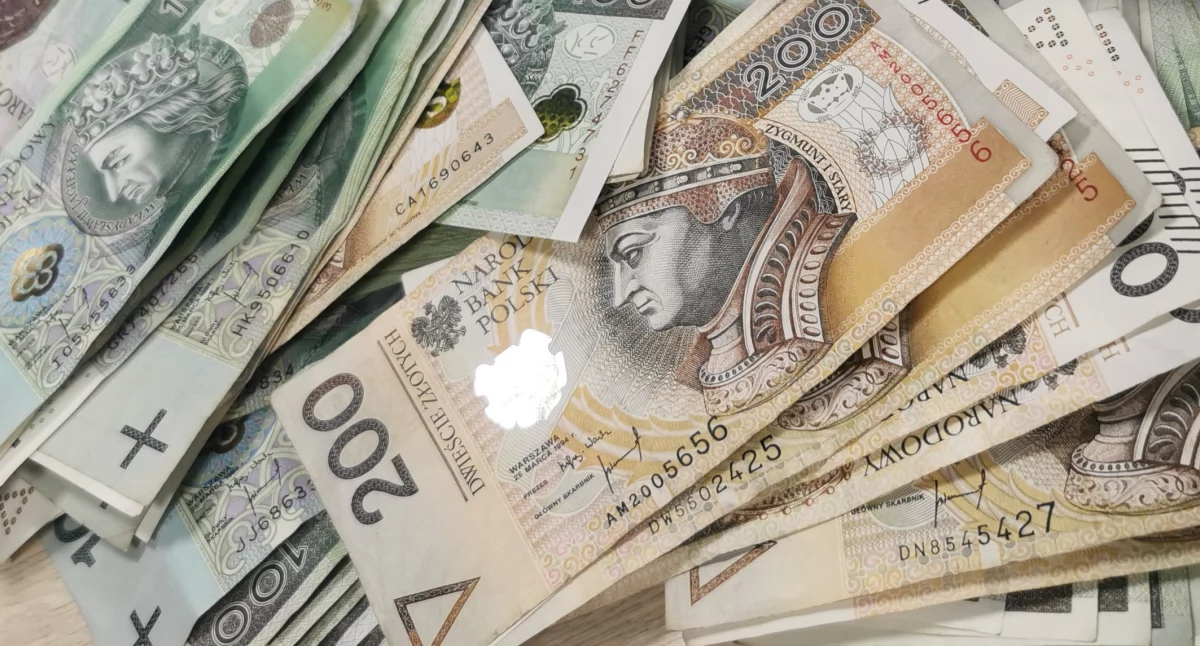 Listopadowe emerytury i renty wypłacą wcześniej