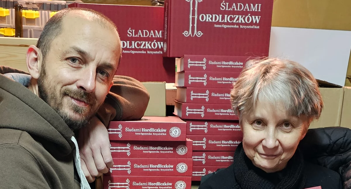 Książki przyjechały z drukarni! Rusza wysyłka i spotkania z autorami