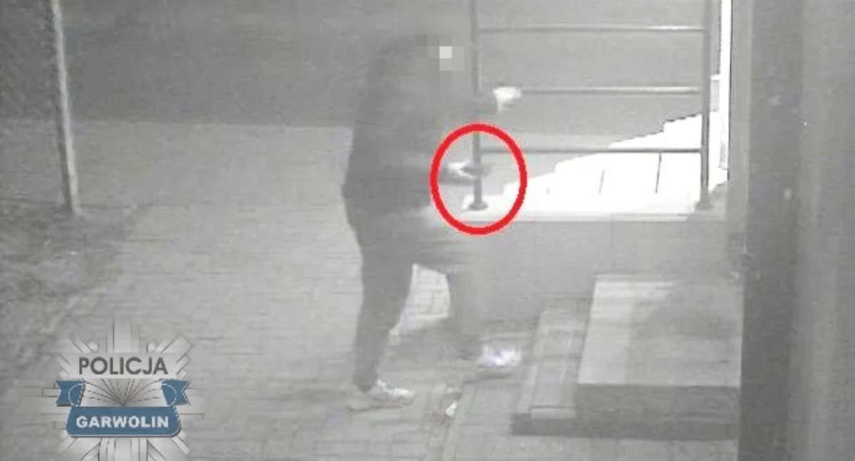 Z kamieniem na bankomat. 66-latkowi grozi 5 lat więzienia