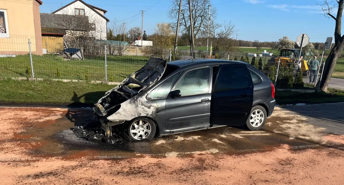 Zapalił się citroen