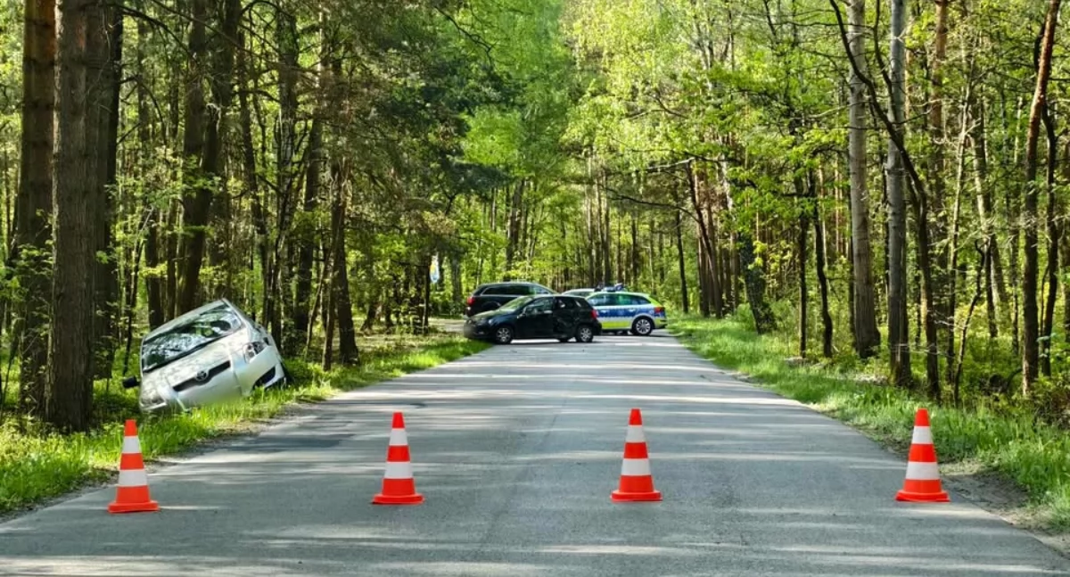 Dwie kobiety w szpitalu po zderzeniu volkswagena i toyoty