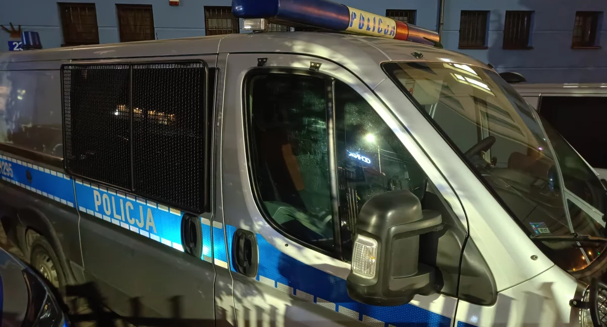 Wypadek, którego nie było! Starsze małżeństwo chciało ratować syna