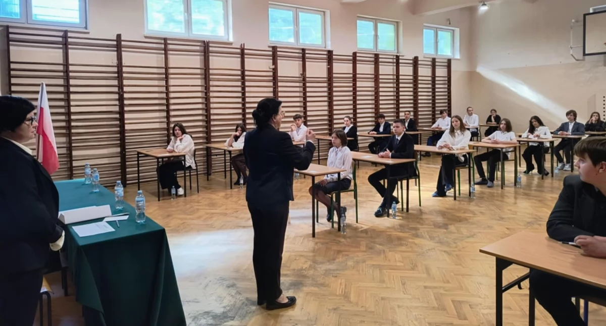 Egzamin ósmoklasisty - polski lepiej, matematyka gorzej niż na Mazowszu