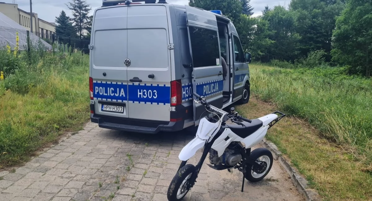 Jazda na jednym kole, ucieczka przed policją. Motocyklista zatrzymany