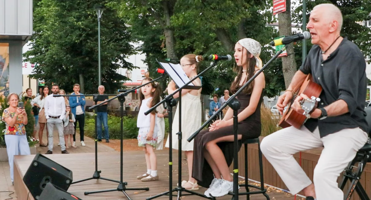 Ulewa przerwała koncert rodziny Baduchowskich. Mimo to, zdążyli zachwycić publiczność