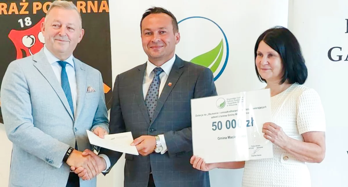 Gmina Maciejowice z dotacją na usuwanie azbestu. Umowa z WFOŚiGW podpisana