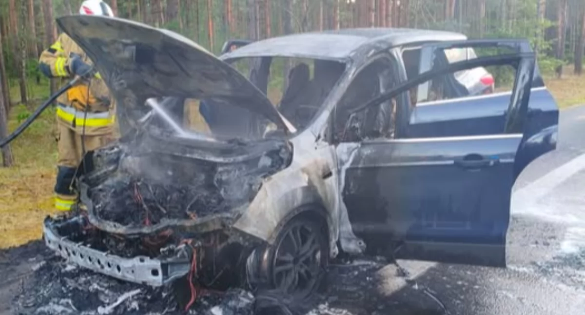 Auto zapaliło się na Nadwiślance