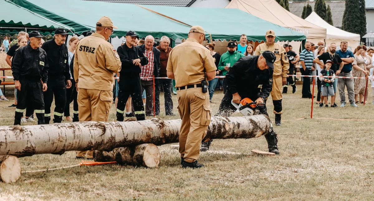 Zawody OSP 35+ w Zasiadałach: triumf strażaków ze Zwoli, na starcie 82-letni druh