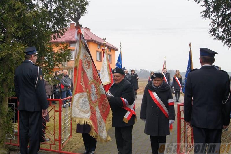 71 lat od pacyfikacji Wanat: Pamiętają o pogrzebanych w historii
