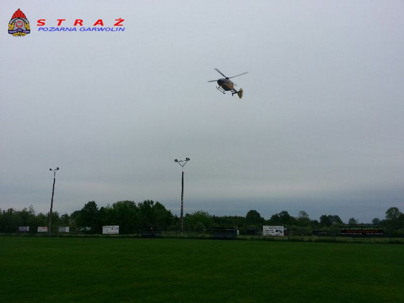 Spadł z wysokości, zabrał go helikopter