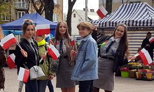 Piknik patriotyczny w Garwolinie: Wspólnie świętowali Dzień Flagi