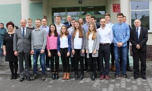 Najlepsi sportowcy powiatu otrzymali stypendia