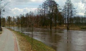 Pomimo inwestycji przeciwpowodziowych zagrożenie wciąż występuje