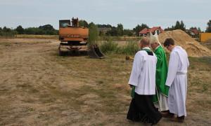 Plac pod budowę kościoła w Sulbinach poświęcony